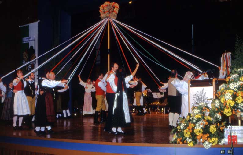 G31326-19960921-Herrenberg - Volkstanzgruppe Herrenberg - Stadthalle Herrenberg 1996