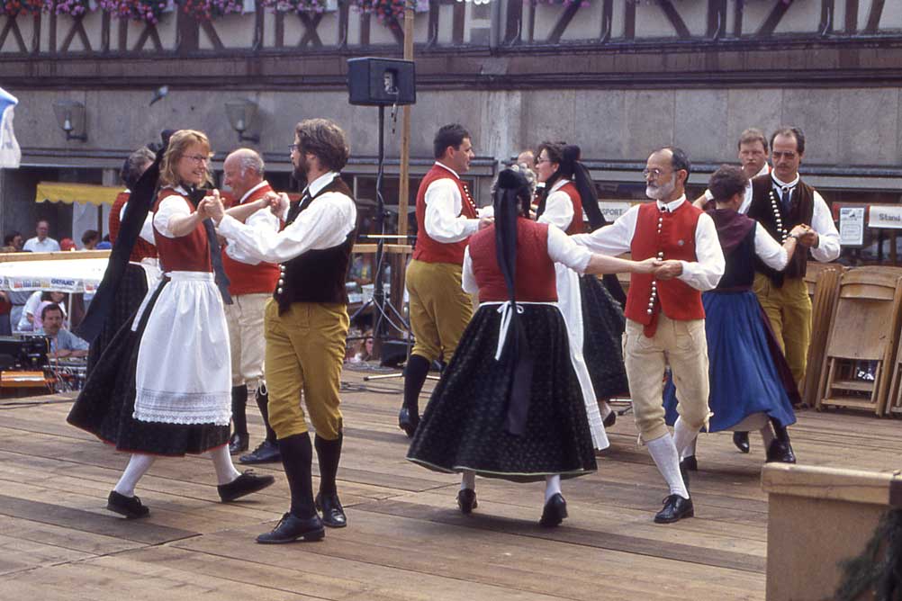 G24635-19940625-1630-Herrenberg - Volkstanzgruppe Herrenberg - Stadtfest Herrenberg 1994