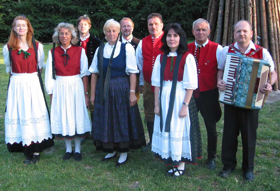 20030621-2023-AlterRain-Gruppe - Volkstanzgruppe Herrenberg - Alter Rain 21.6.2003