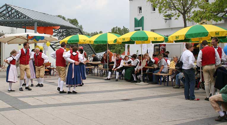 G20050611-IMG0584-NufringerTor-Hegnach - Volkstanzgruppe Hegnach