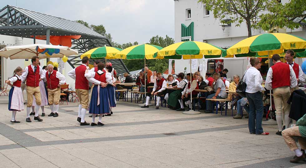 G20050611-IMG0584-NufringerTor-Hegnach - Volkstanzgruppe Hegnach