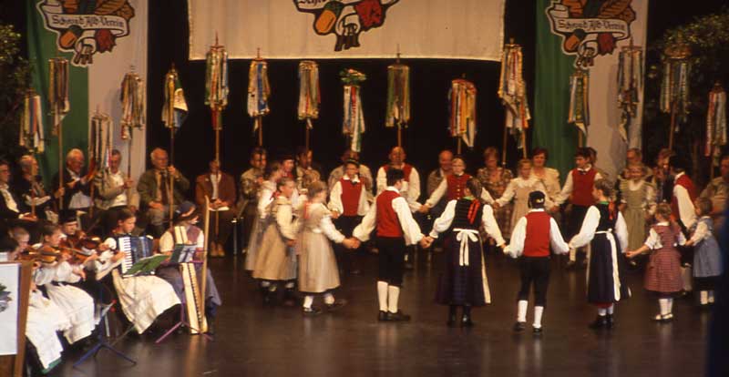 G52407 - Albvereinsfest 2004 - 6.6.2004 AV Hauptversammlung